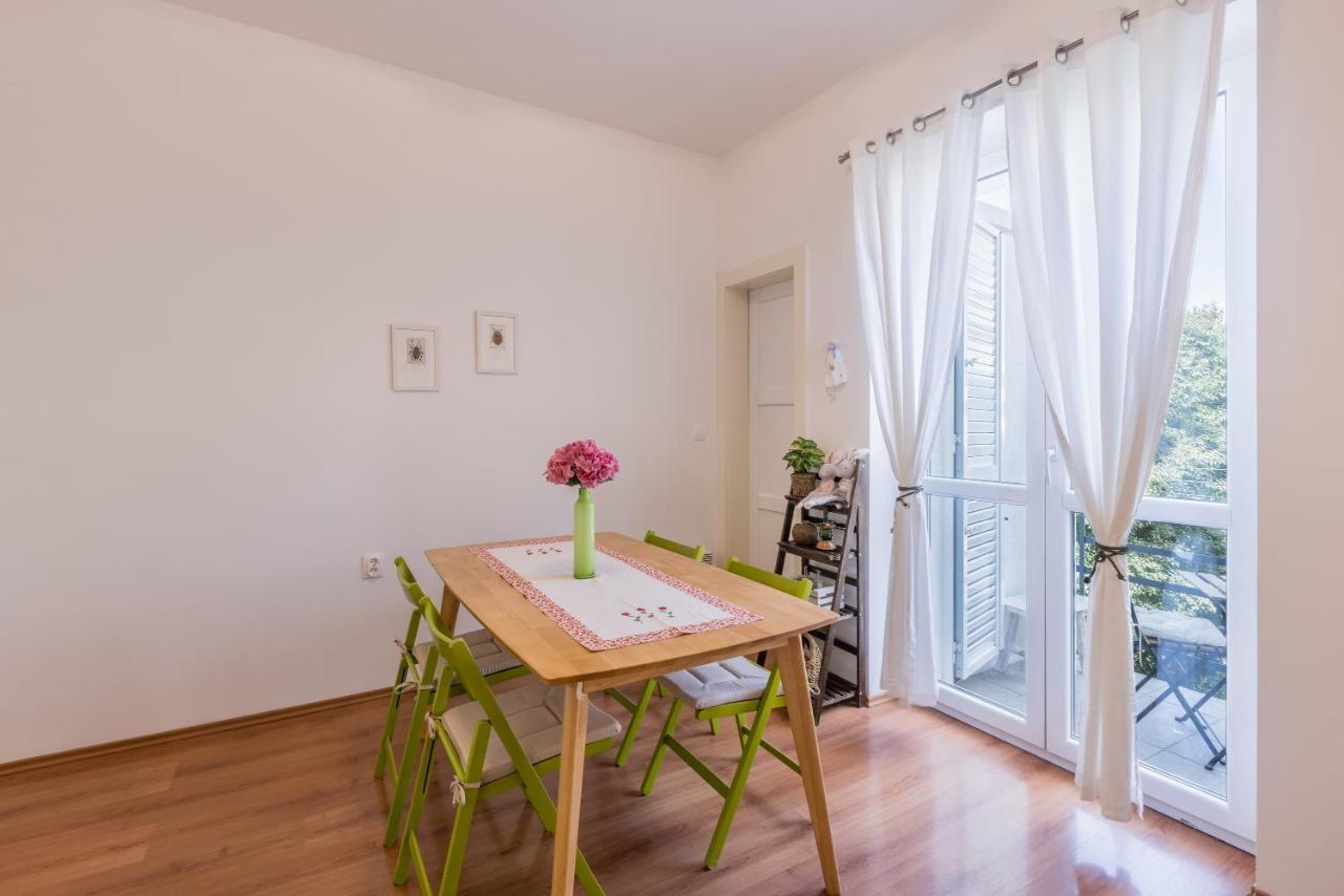 Noe And Joey Apartment Split Luaran gambar